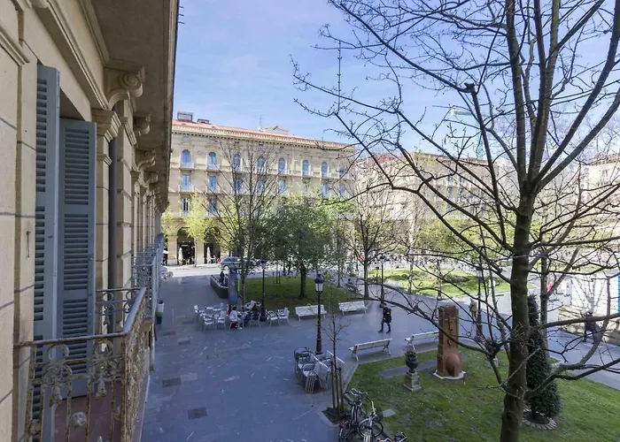 The Collection - Buen Pastor I * 산세바스티안